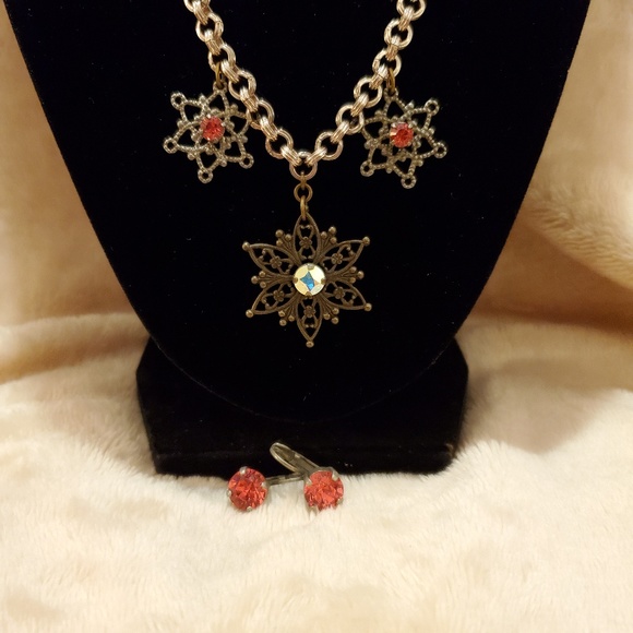 SABIKA Desert Star Necklace & Drop earrings - Picture 2 of 4